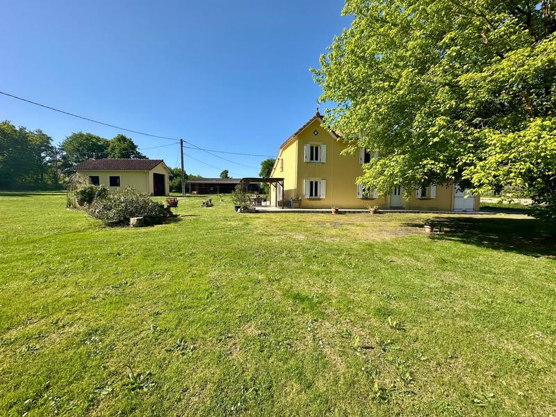 Maison - 175 m² - 7 pièces