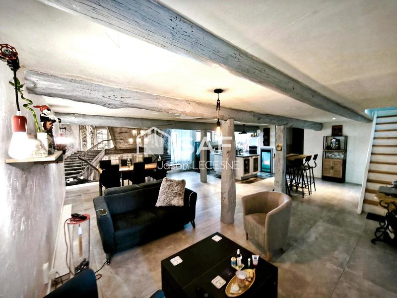 Maison - 164 m² - 5 pièces