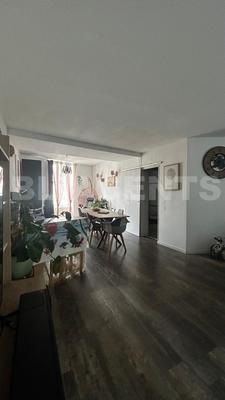 Appartement - 141 m² - 6 pièces