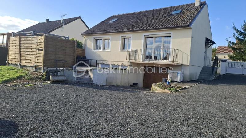 Maison - 121 m² - 7 pièces