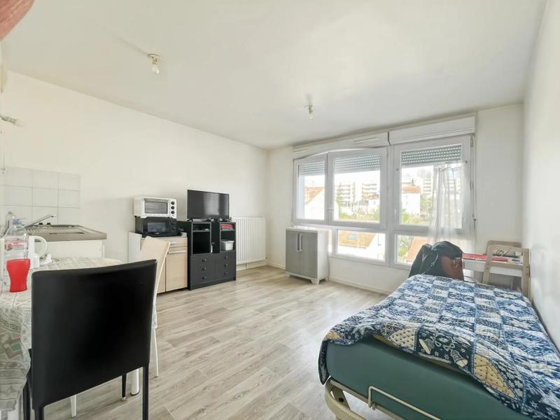 Studio - 24 m² - 1 pièce