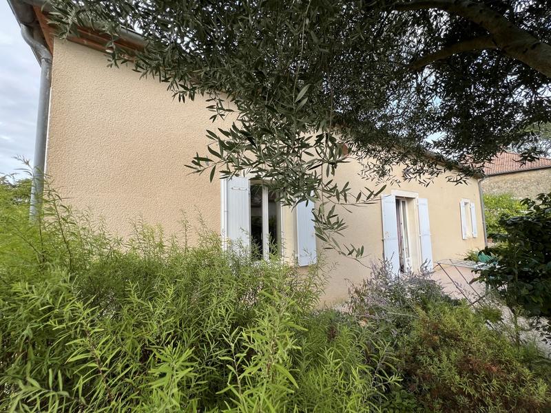 Maison - 99 m² - 3 pièces