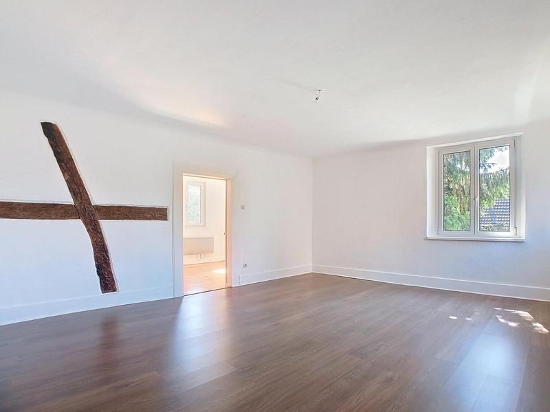 Maison - 185 m² - 7 pièces