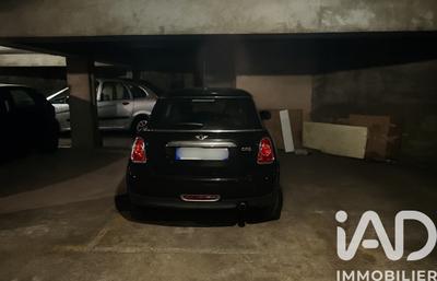 Parking - 33 m²