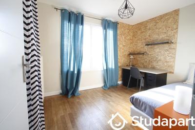 Chambre - 10 m² - 1 pièce