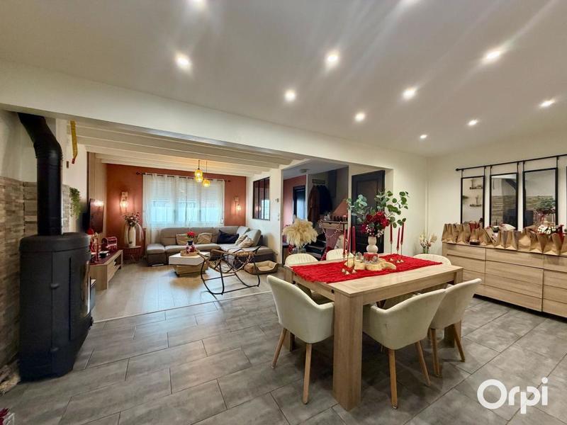 Maison - 110 m² - 6 pièces