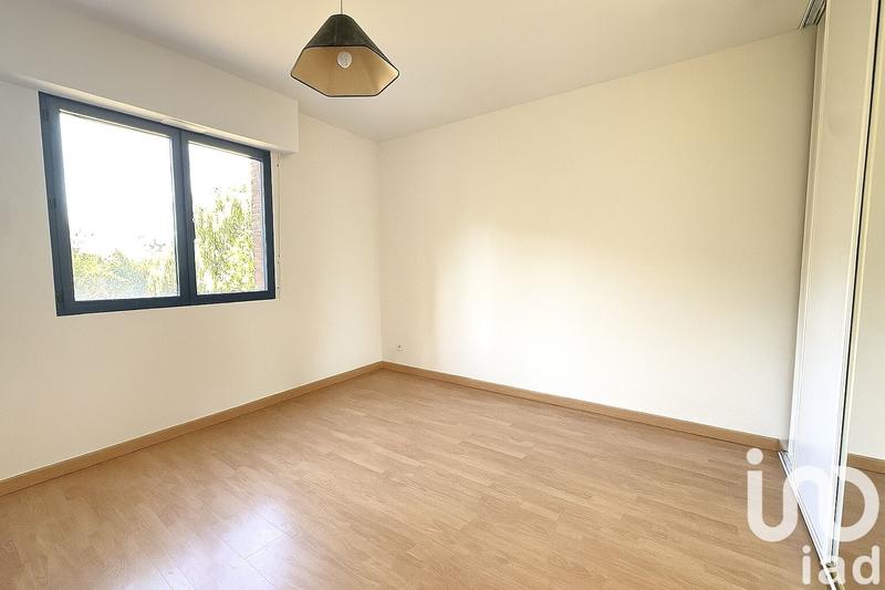 Maison - 280 m² - 9 pièces