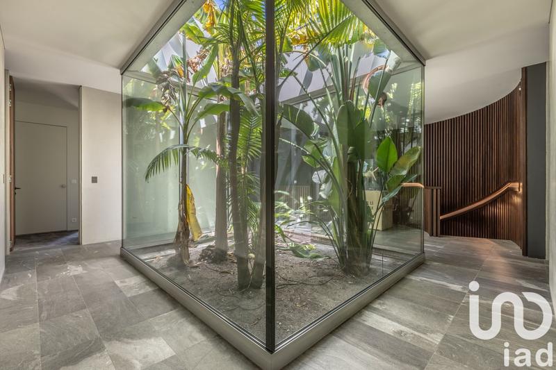 Maison de maîtres - 700 m² - 6 pièces