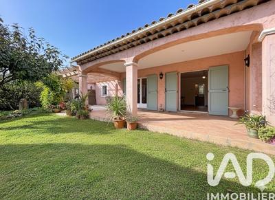 Maison - 118 m² - 4 pièces