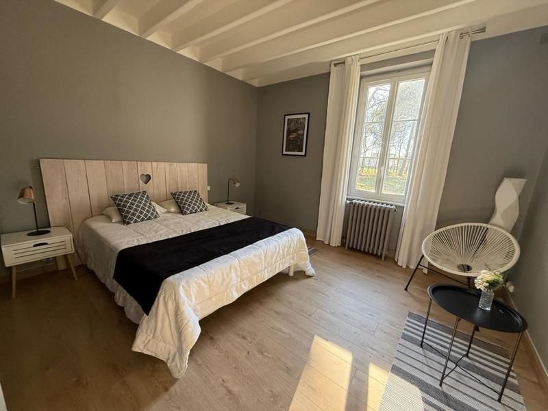 Maison - 211 m² - 8 pièces