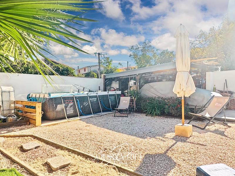 Maison - 200 m² - 7 pièces