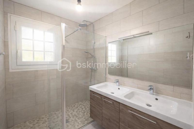 Maison - 74 m² - 4 pièces