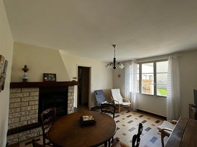 Maison - 85 m² - 5 pièces