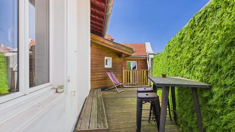 Appartement - 171 m² - 6 pièces