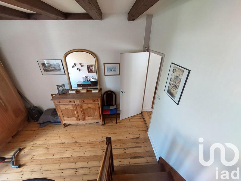 Maison - 238 m² - 9 pièces