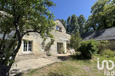 Maison - 203 m² - 9 pièces