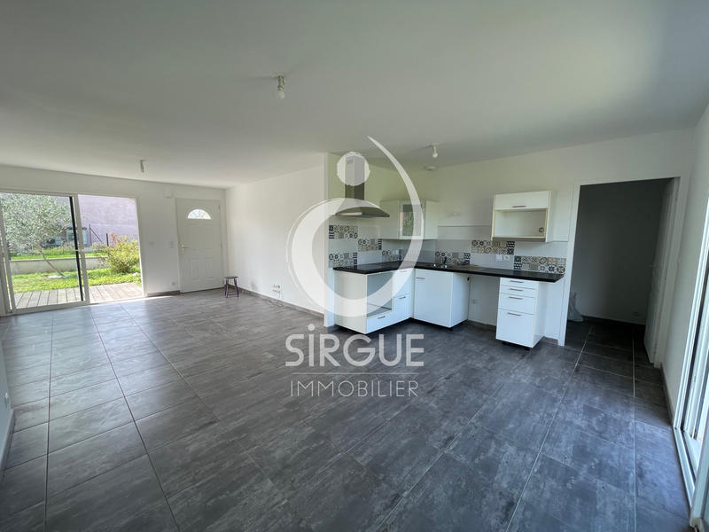 Maison - 80 m² - 4 pièces