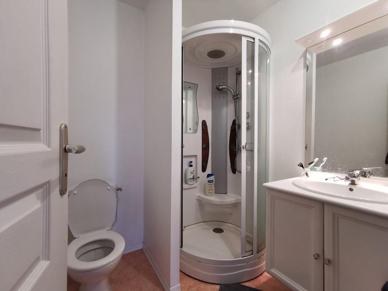 Maison - 325 m² - 10 pièces