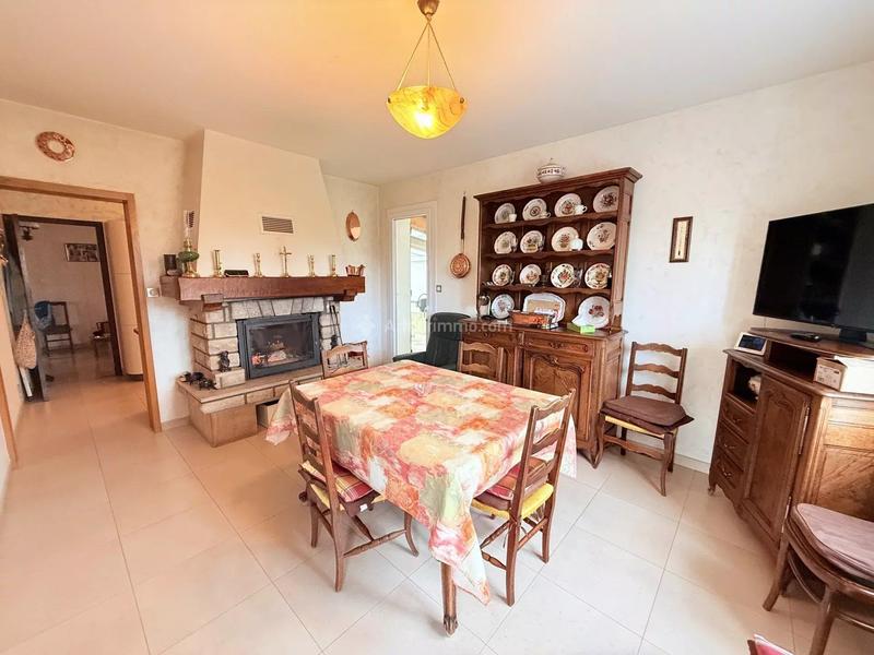 Maison - 218 m² - 9 pièces