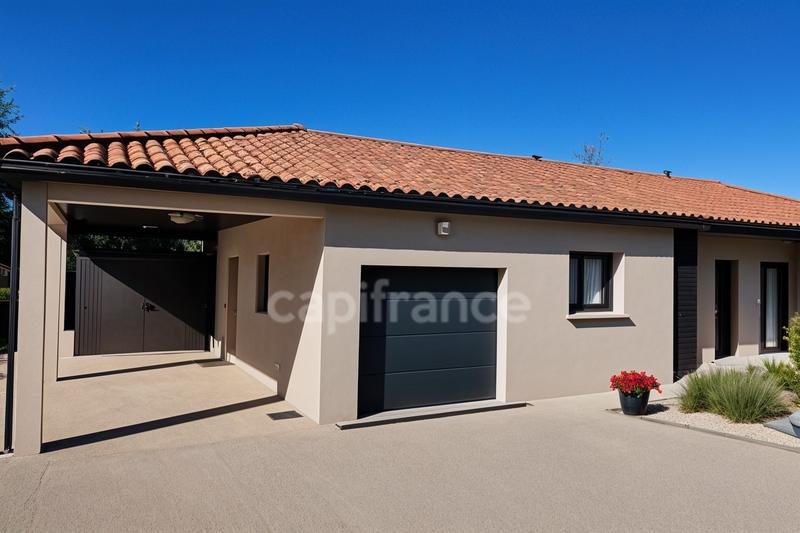 Maison - 105 m² - 6 pièces