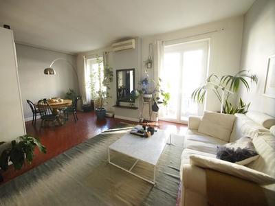 Penthouse - 61 m² - 2 pièces