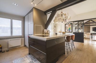 Appartement ancien - 290 m² - 7 pièces