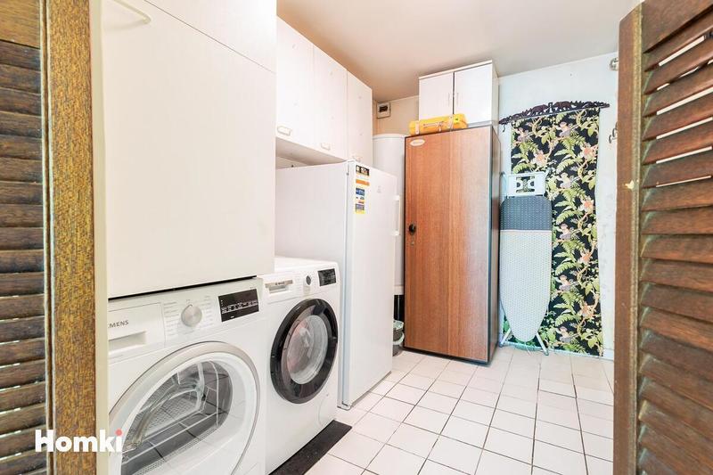 Appartement - 184 m² - 6 pièces