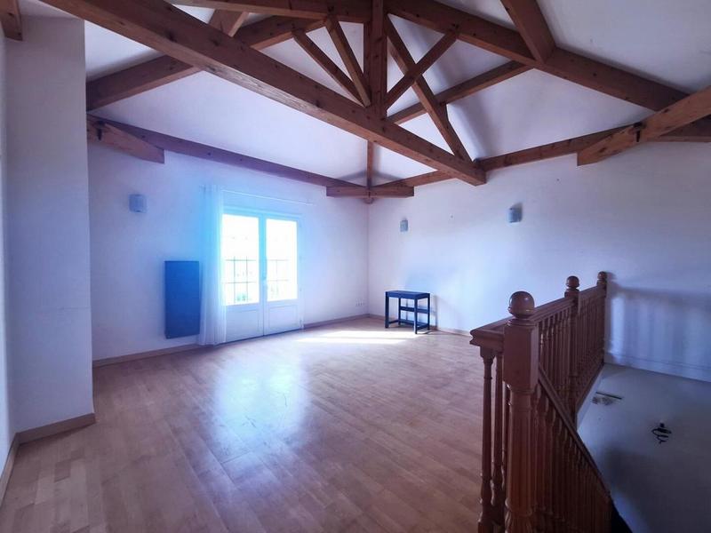 Propriété - 162 m² - 5 pièces