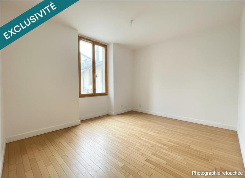 Local commercial - 222 m² - 7 pièces