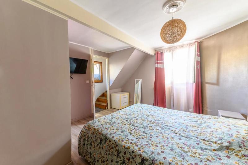 Maison - 112 m² - 6 pièces