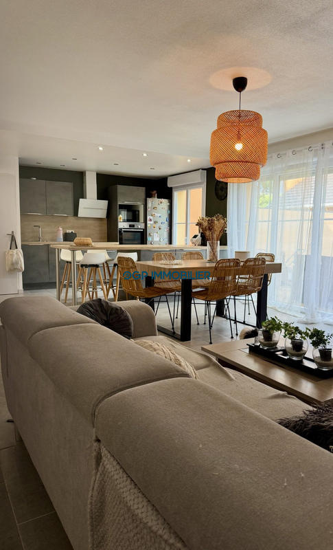 Maison - 85 m² - 4 pièces