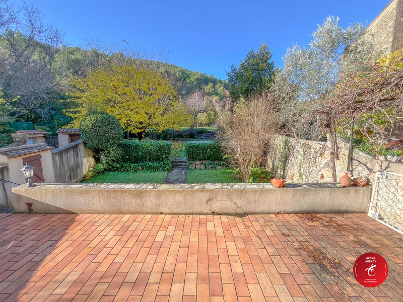 Maison ancienne - 125 m² - 8 pièces