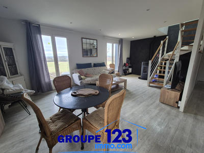 Maison - 95 m² - 4 pièces