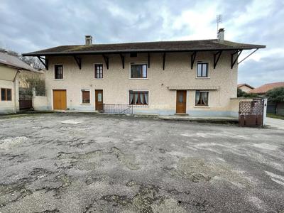 Maison - 153 m² - 6 pièces