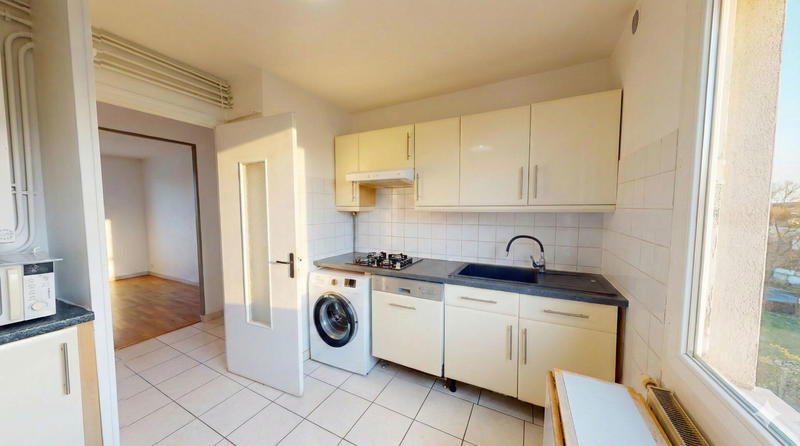 Appartement - 70 m² - 4 pièces