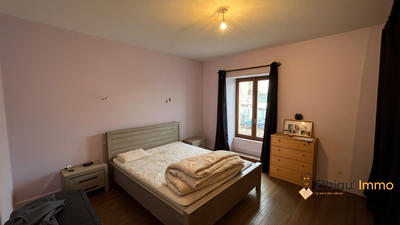 Maison - 500 m² - 6 pièces