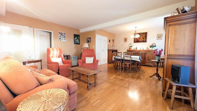 Appartement - 68 m² - 5 pièces