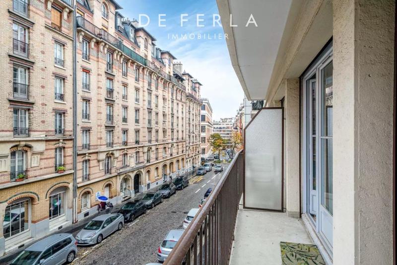 Appartement - 80 m² - 4 pièces