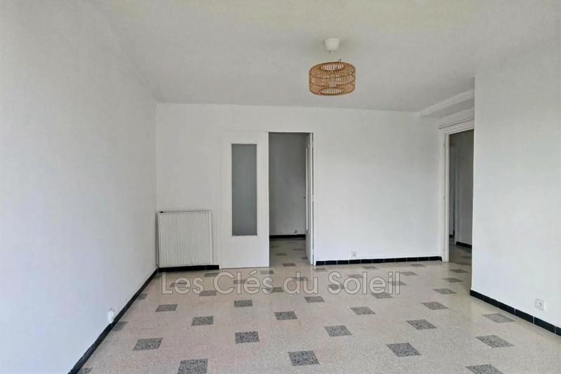 Appartement - 70 m² - 4 pièces
