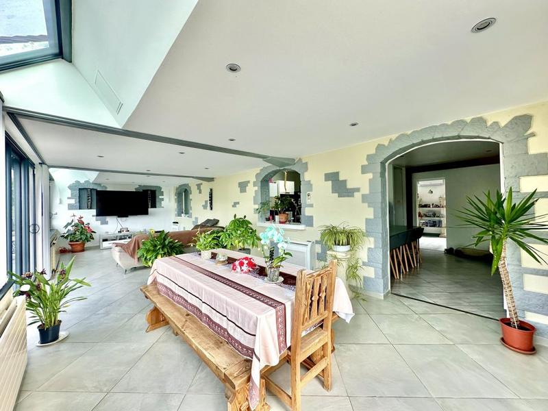 Maison - 140 m² - 3 pièces