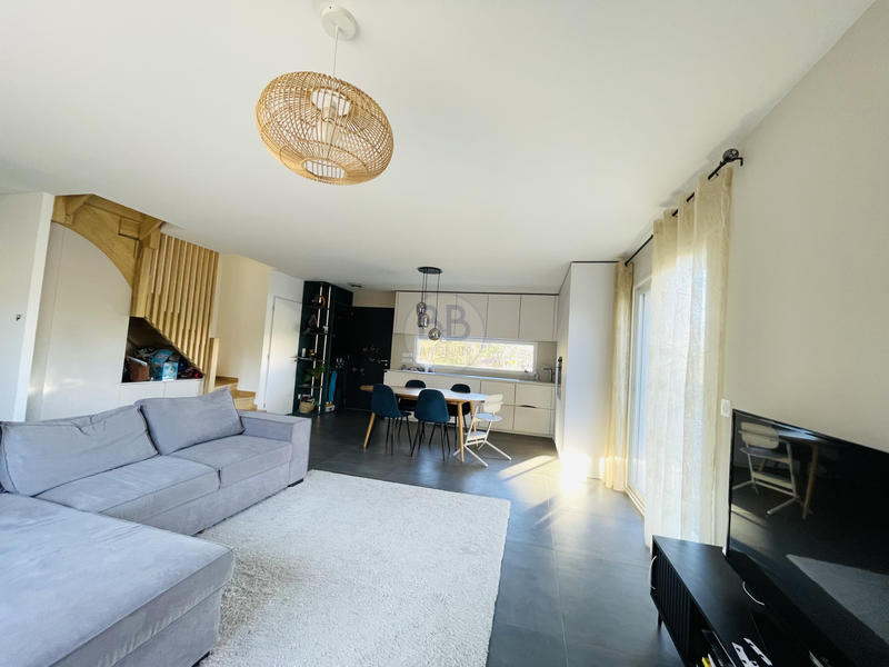 Villa - 90 m² - 4 pièces