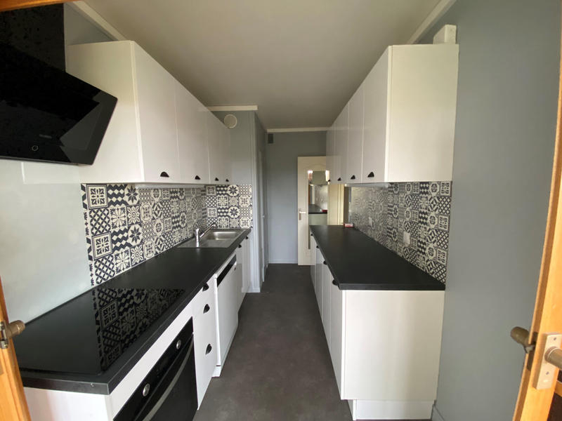 Appartement - 80 m² - 4 pièces