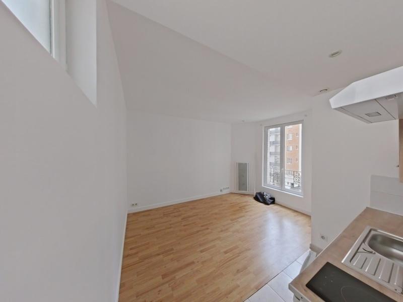 Studio - 15 m² - 1 pièce