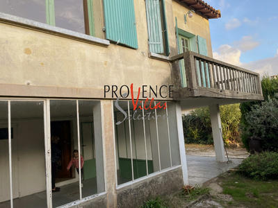 Villa - 80 m² - 5 pièces