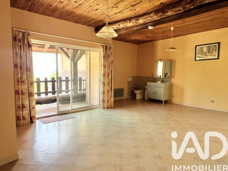 Maison - 190 m² - 7 pièces