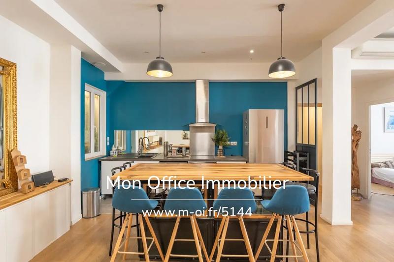 Appartement - 100 m² - 4 pièces