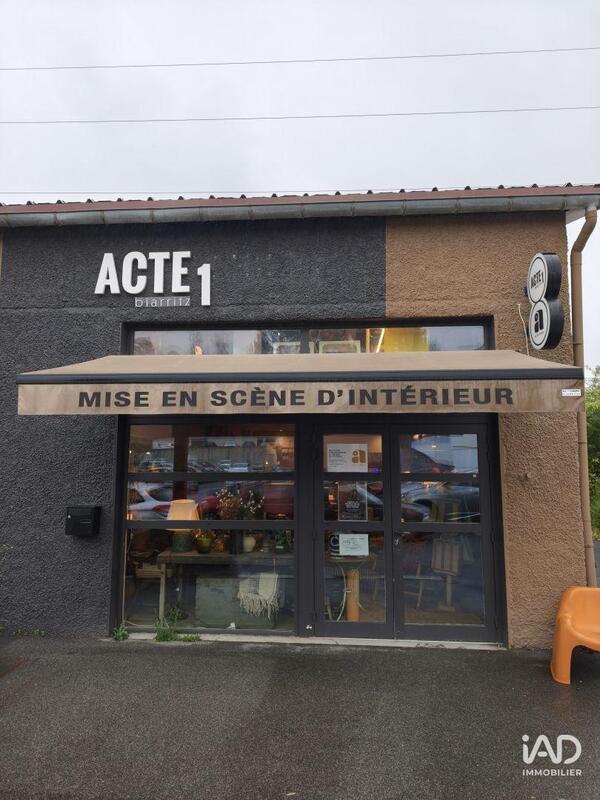 Local commercial - 180 m²