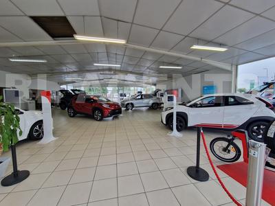 Local d'activités - 335 m² - 1 pièce