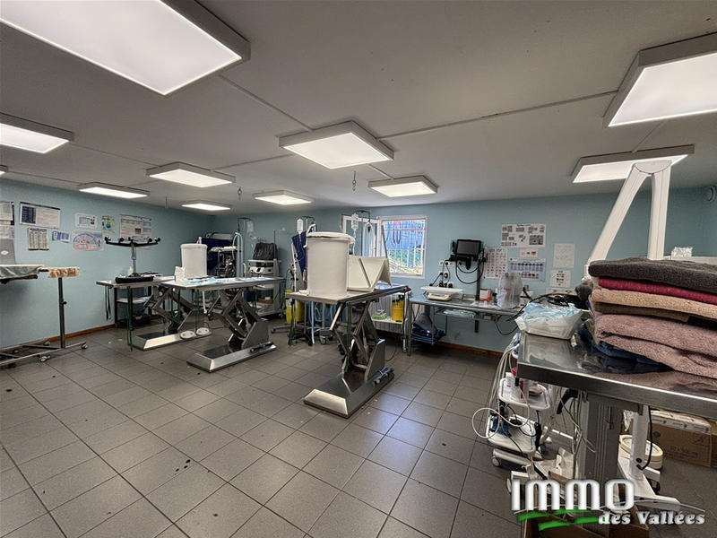 Local commercial - 276 m²