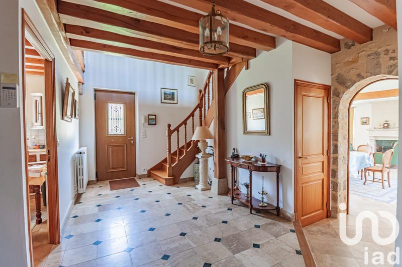 Maison - 230 m² - 7 pièces